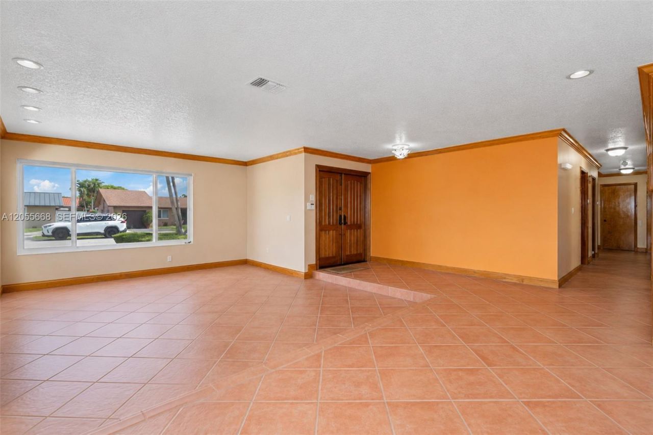 13390 SW 1st St, Miami, FL 33184 Photo