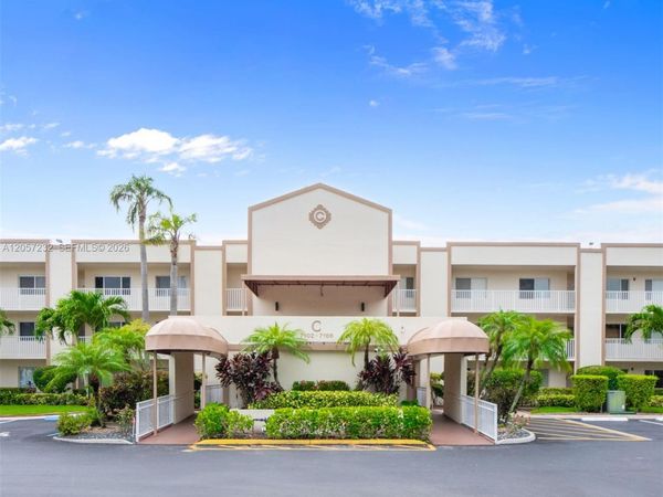 7120 S DEVON DR, Unit 110, Tamarac, FL 33321