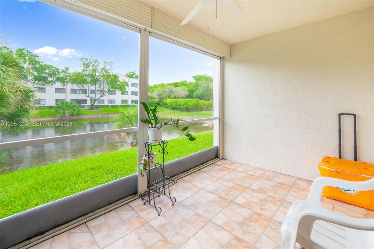 7120 S Devon Dr, Unit 110, Tamarac, FL 33321 Photo
