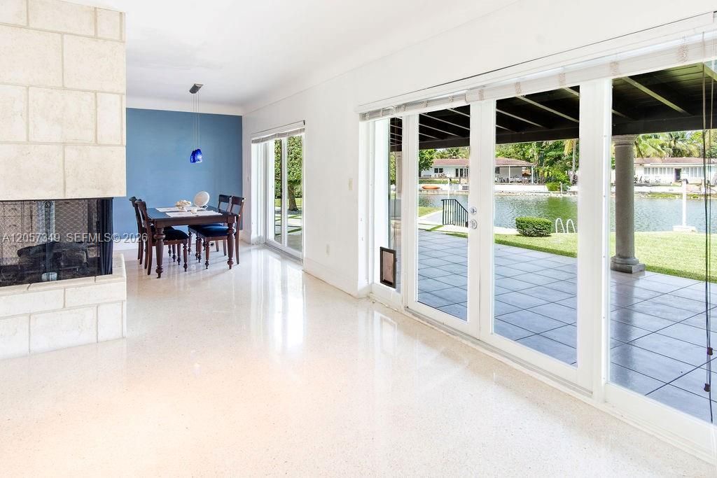 5711 SW 64th Ave, South Miami, FL 33143 Photo