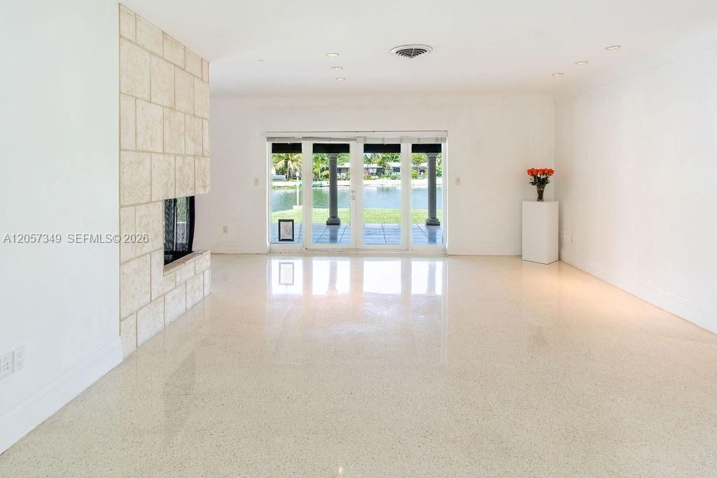 5711 SW 64th Ave, South Miami, FL 33143 Photo
