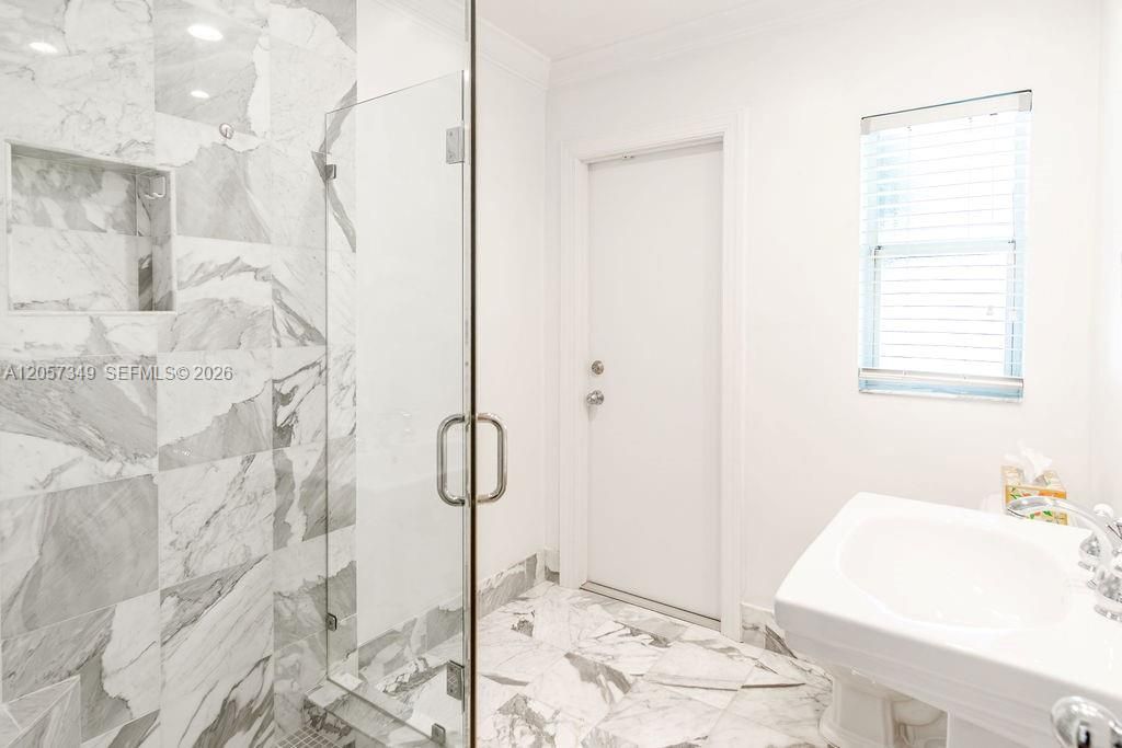 5711 SW 64th Ave, South Miami, FL 33143 Photo