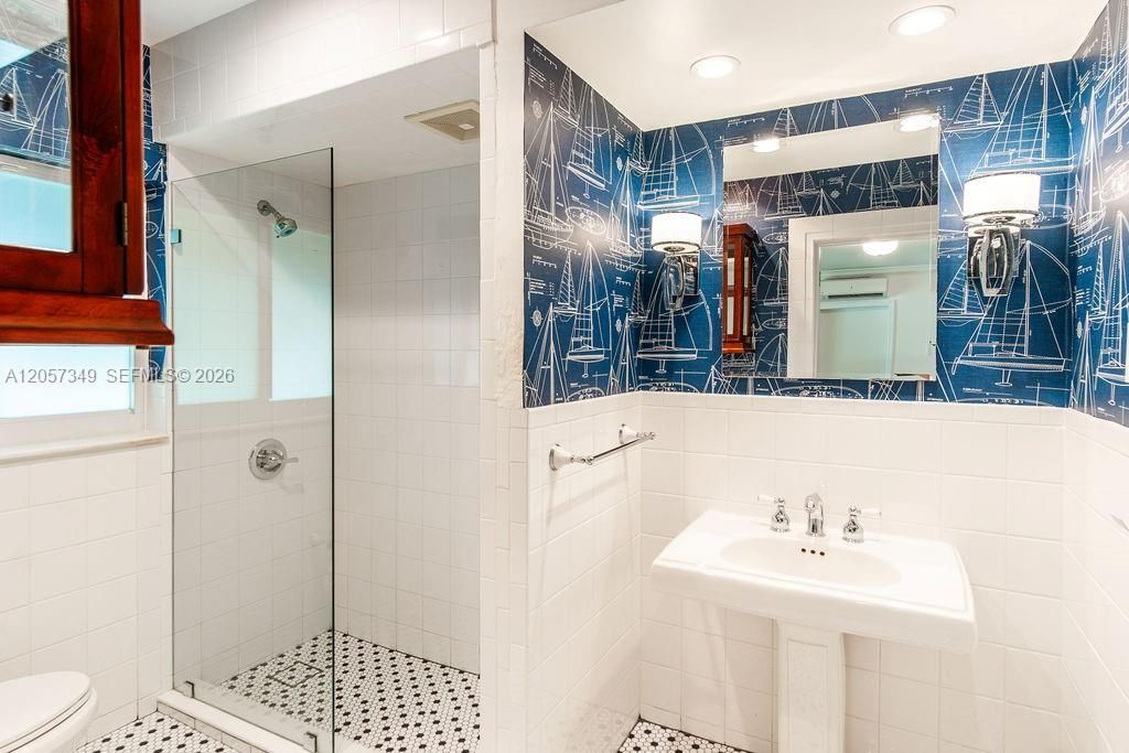 5711 SW 64th Ave, South Miami, FL 33143 Photo