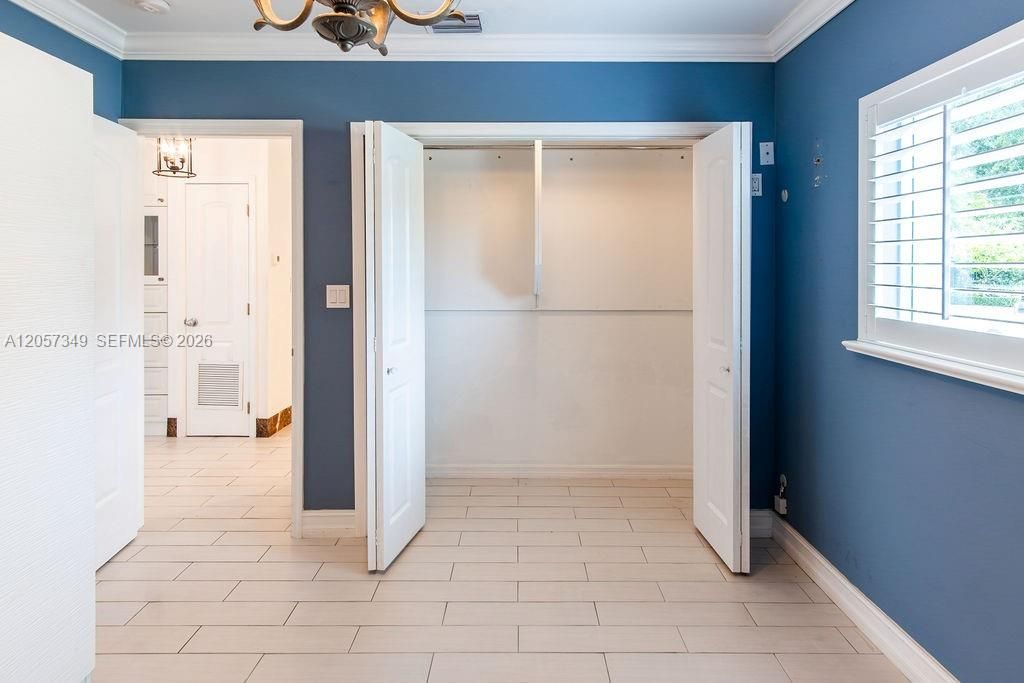 5711 SW 64th Ave, South Miami, FL 33143 Photo