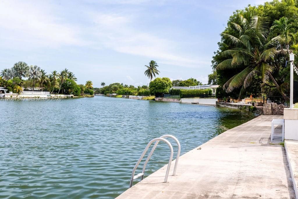 5711 SW 64th Ave, South Miami, FL 33143 Photo