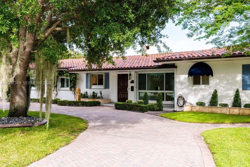 5711 SW 64th Ave, South Miami, FL 33143 Photo