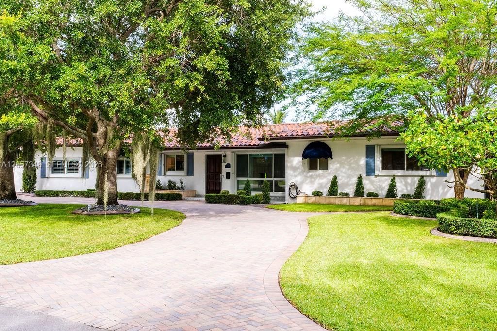 5711 SW 64th Ave, South Miami, FL 33143 Photo