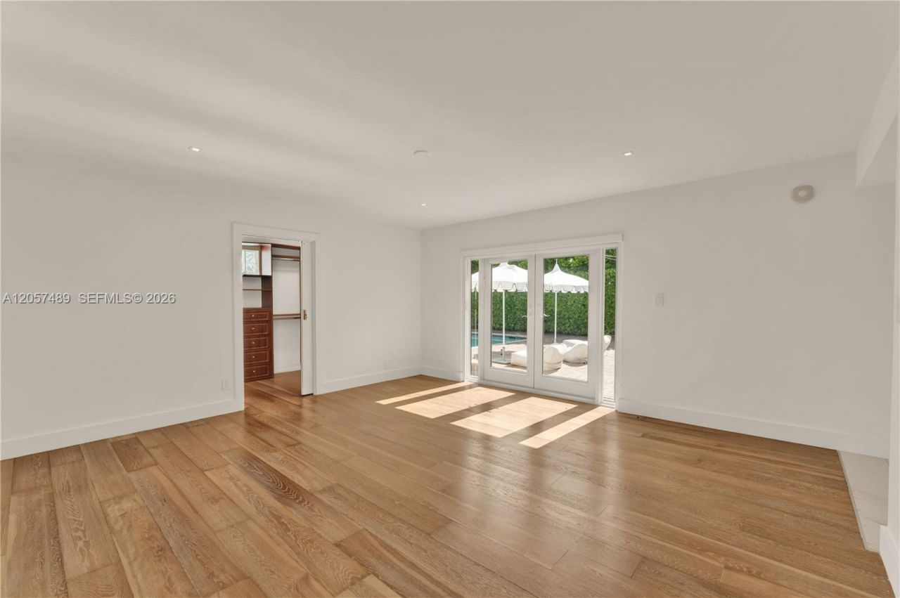 1777 Daytonia Rd, Miami Beach, FL 33141 Photo