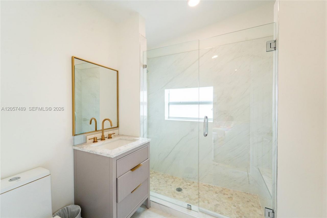 1777 Daytonia Rd , Miami Beach, FL 33141 Photo