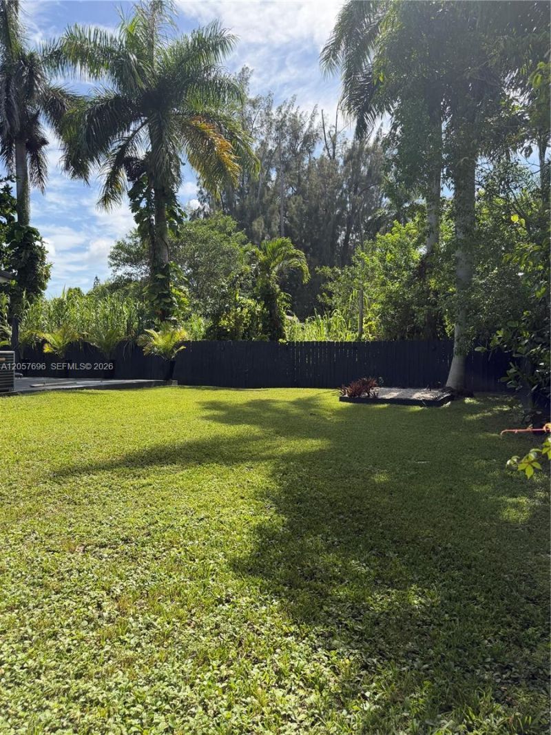15700 N Miami Ave, Miami, FL 33169 Photo