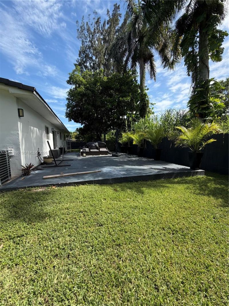 15700 N Miami Ave, Miami, FL 33169 Photo