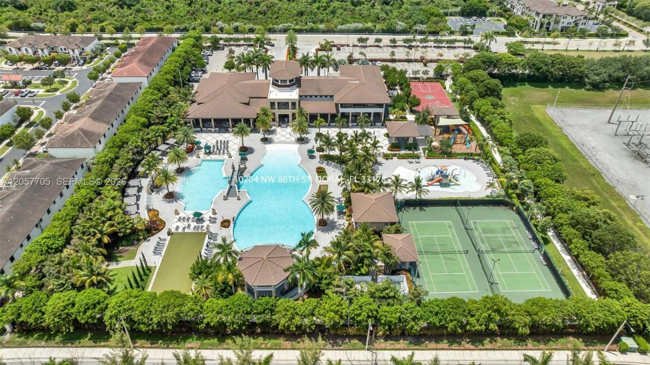 10204 NW 86th St , Doral, FL 33178 Photo