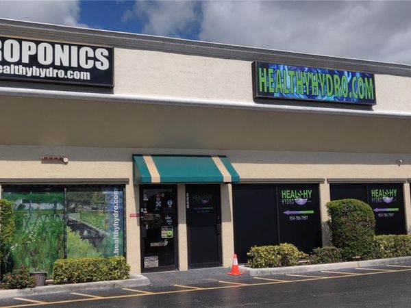 590 SW 9th Ter , Pompano Beach, FL 33069