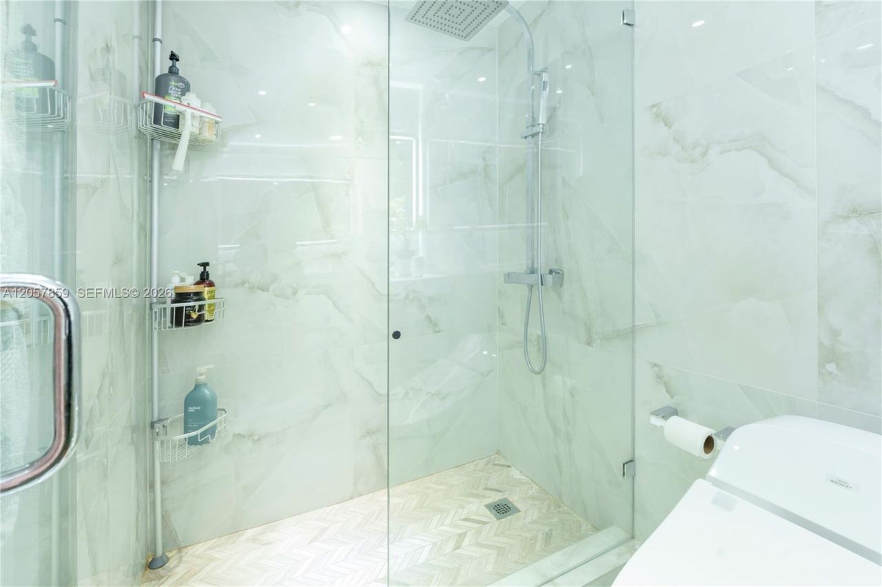 6770 Indian Creek Dr , Unit 15T, Miami Beach, FL 33141 Photo