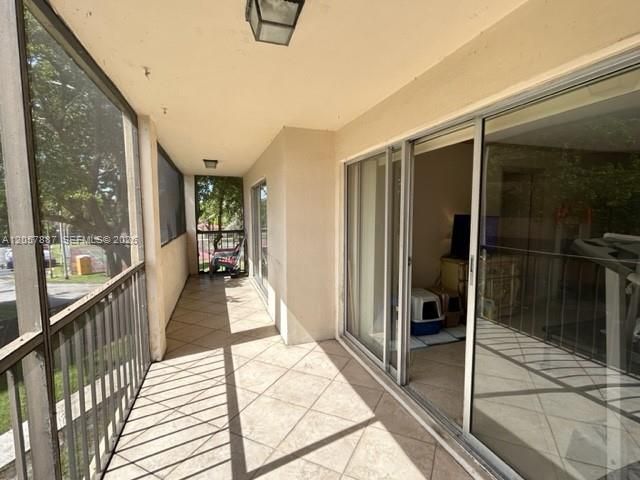 3905 N Nob Hill Rd, Unit 312, Sunrise, FL 33351 Photo