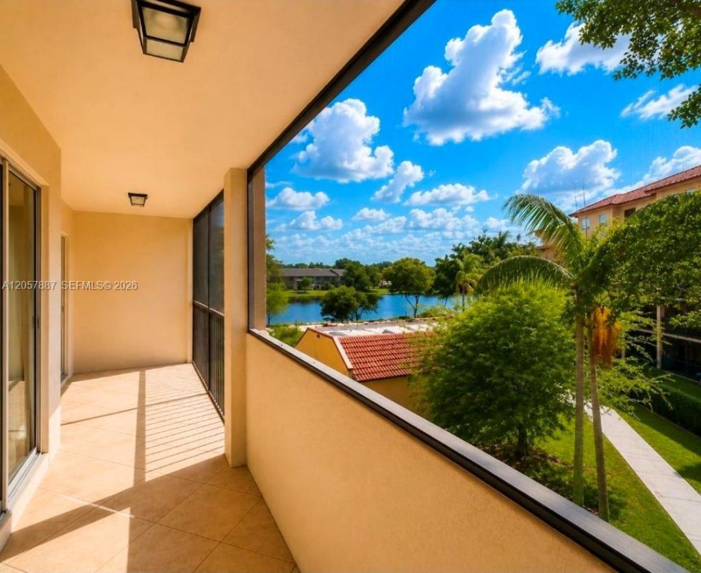 3905 N Nob Hill Rd, Unit 312, Sunrise, FL 33351 Photo