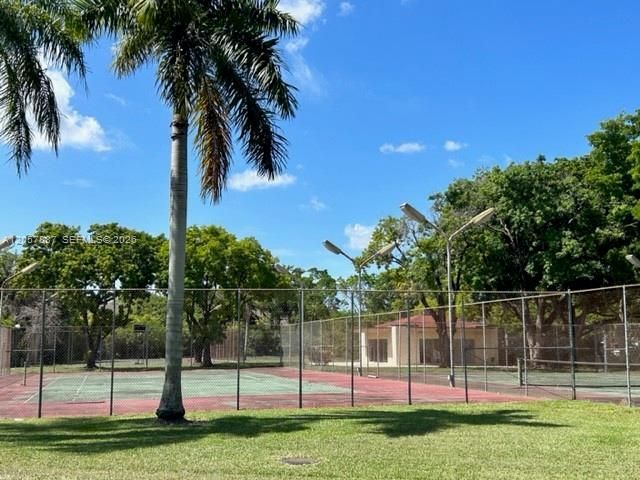 3905 N Nob Hill Rd, Unit 312, Sunrise, FL 33351 Photo