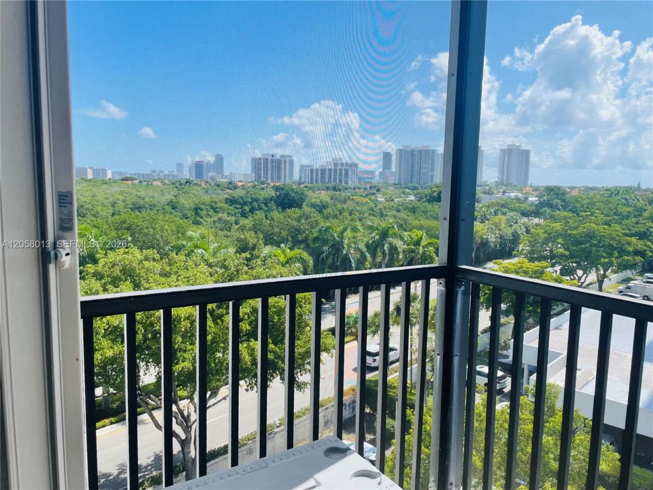 3301 N Country Club Dr, Unit 712, Aventura, FL 33180 Photo