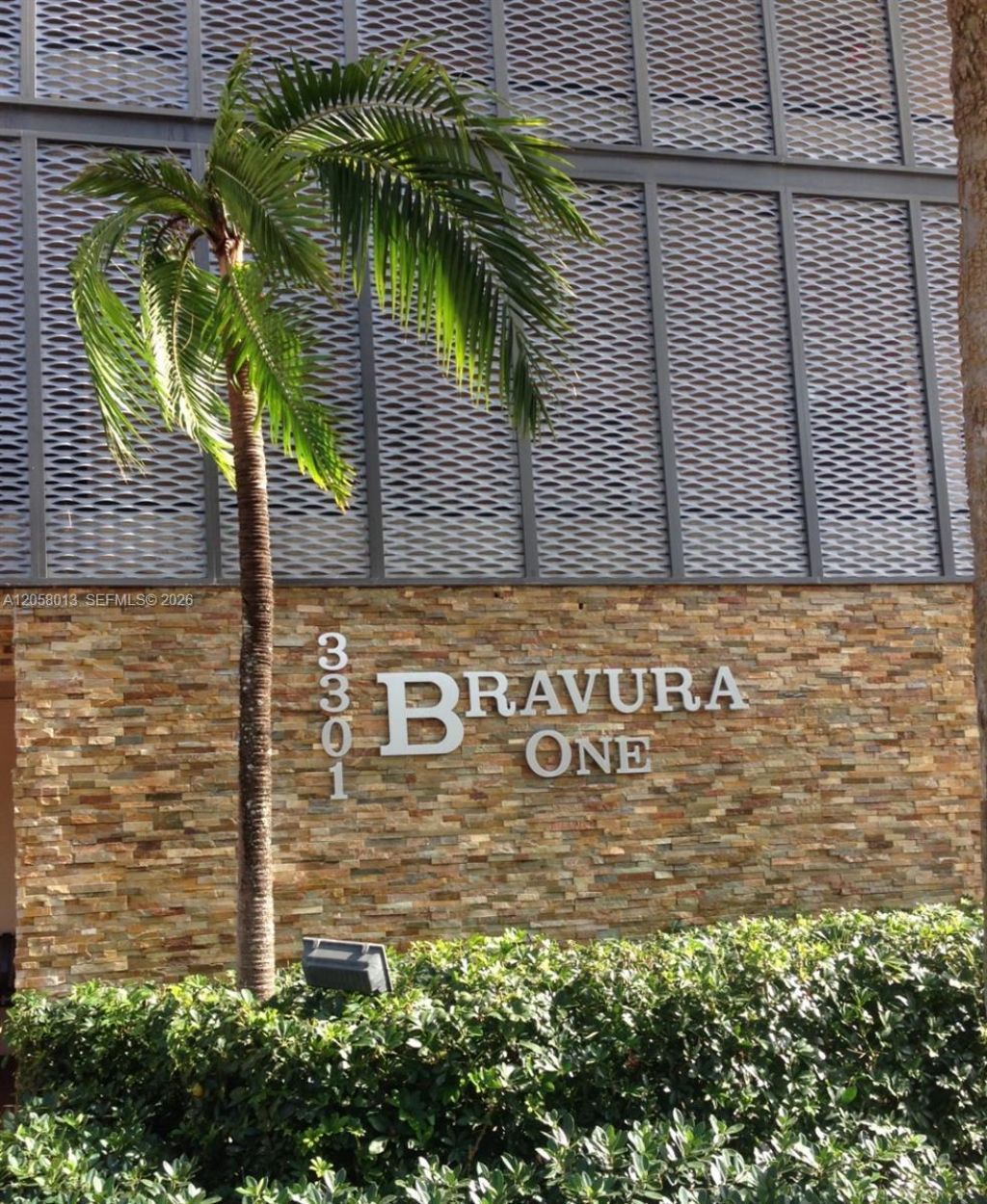 3301 N Country Club Dr, Unit 712, Aventura, FL 33180 Photo
