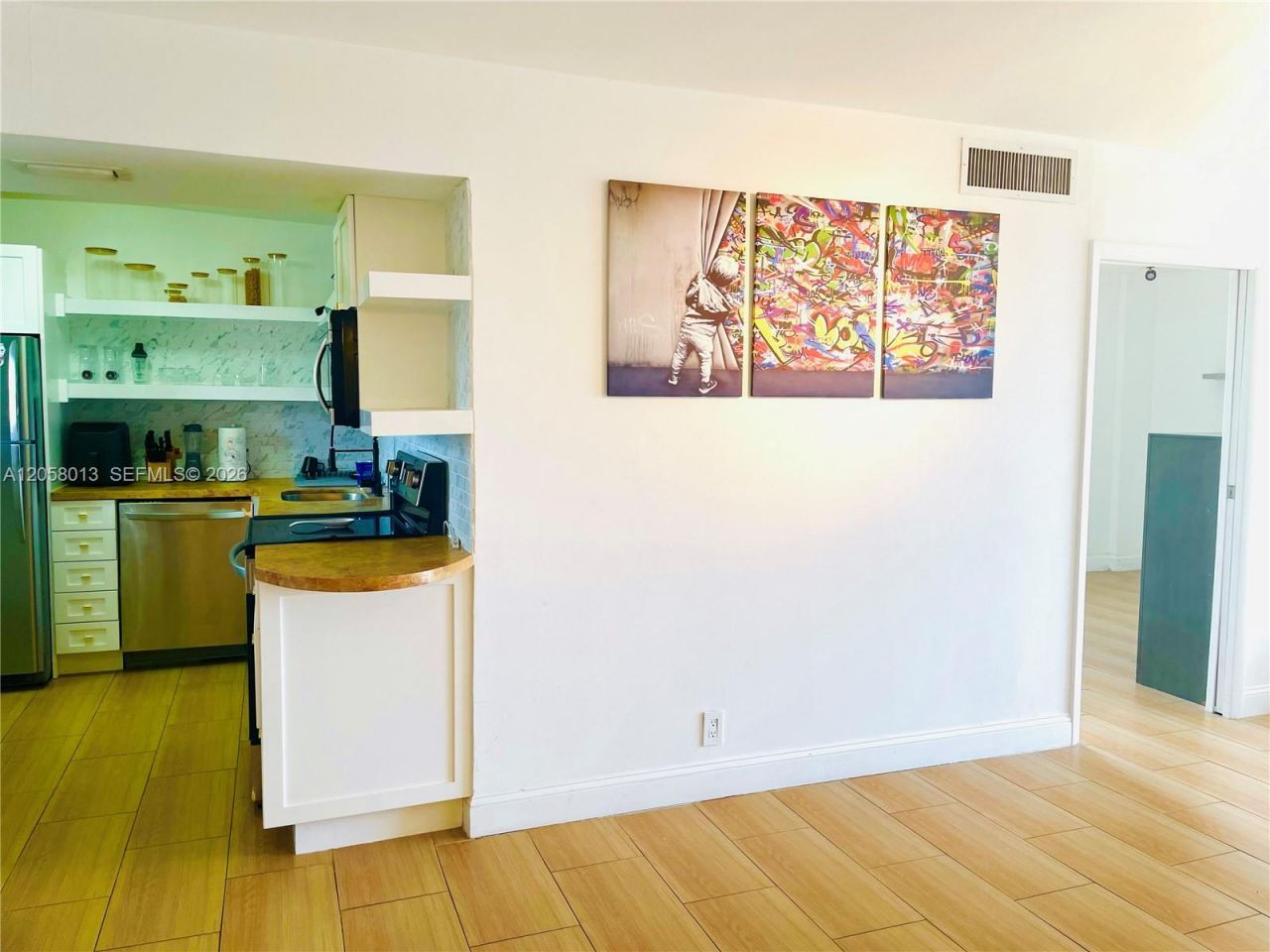 3301 N Country Club Dr, Unit 712, Aventura, FL 33180 Photo