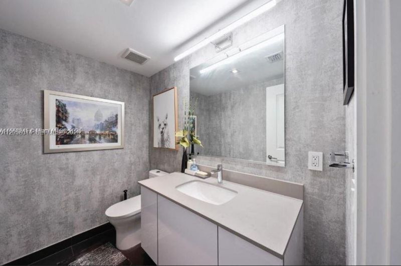 1600 NE 1st Ave , Unit 2811, Miami, FL 33132 Photo