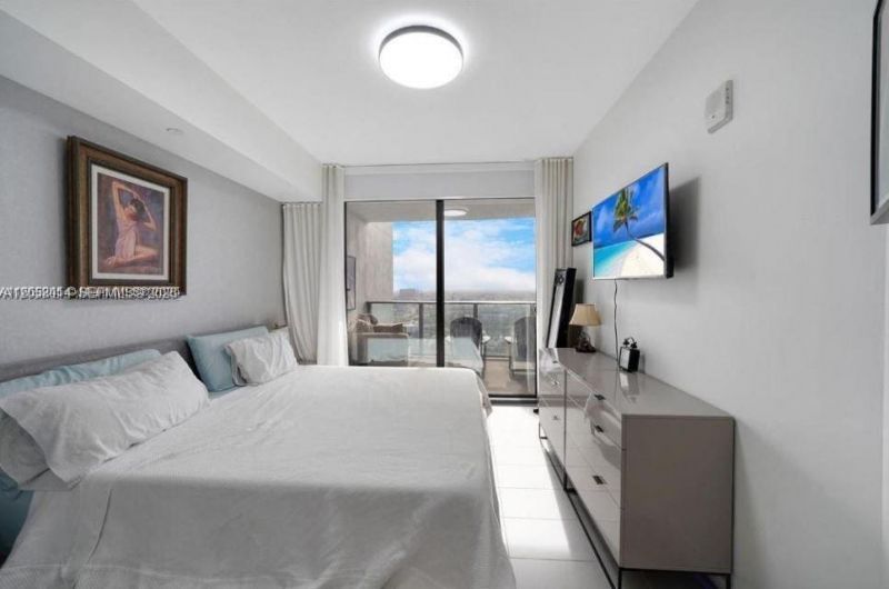 1600 NE 1st Ave , Unit 2811, Miami, FL 33132 Photo
