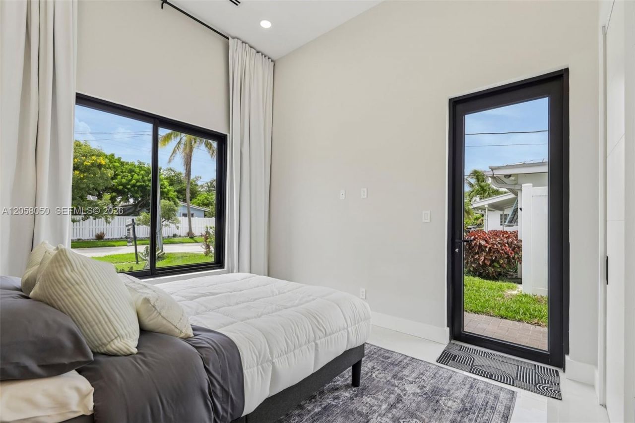 1304 SE 10th Ter, Deerfield Beach, FL 33441 Photo