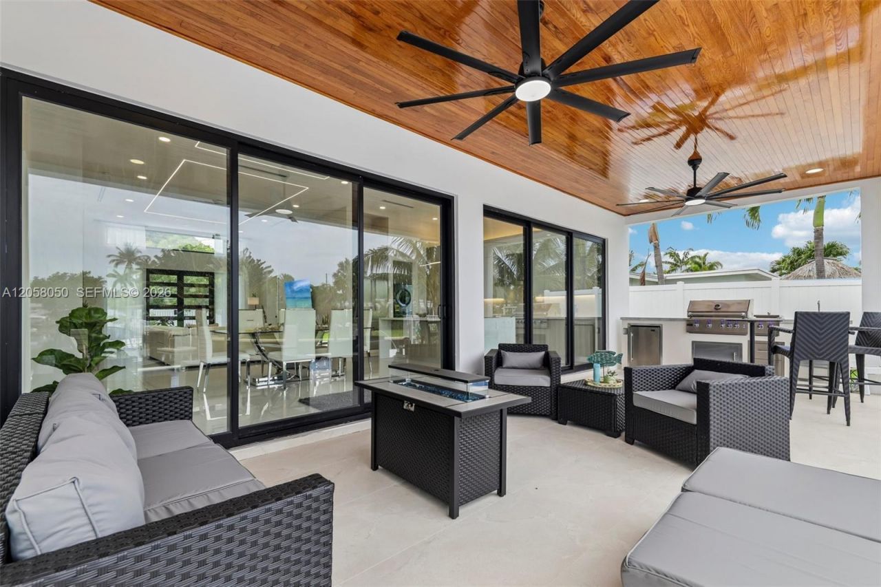 1304 SE 10th Ter, Deerfield Beach, FL 33441 Photo