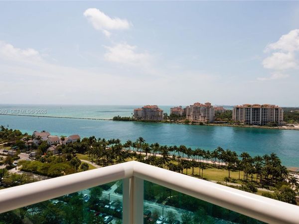 300 S Pointe Dr , Unit 1504, Miami Beach, FL 33139