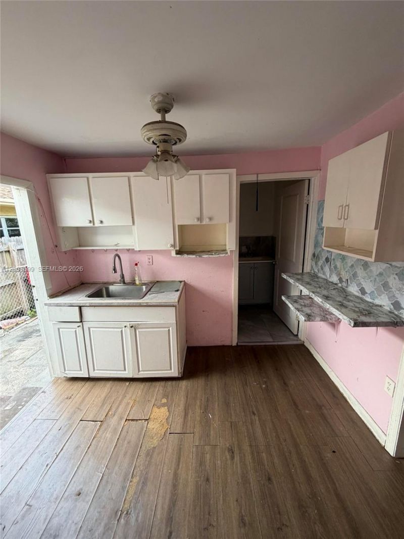 4353 NW 3rd St , Miami, FL 33126 Photo