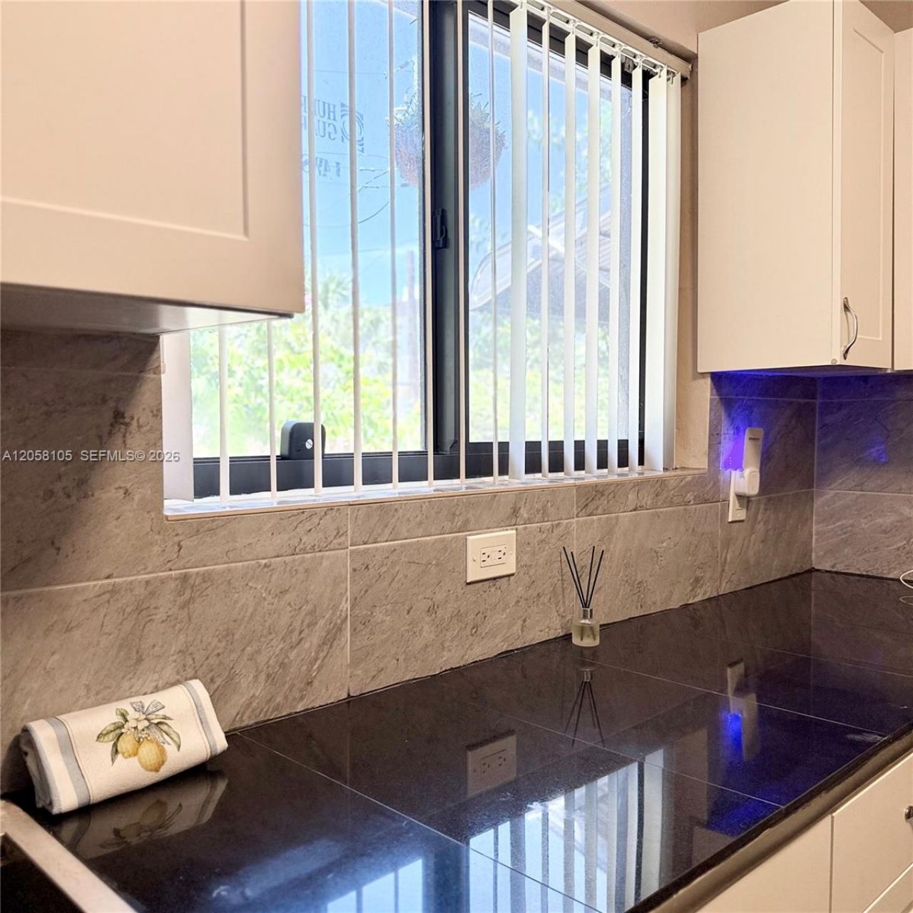 737 NE 127th St, Unit B, North Miami, FL 33161 Photo