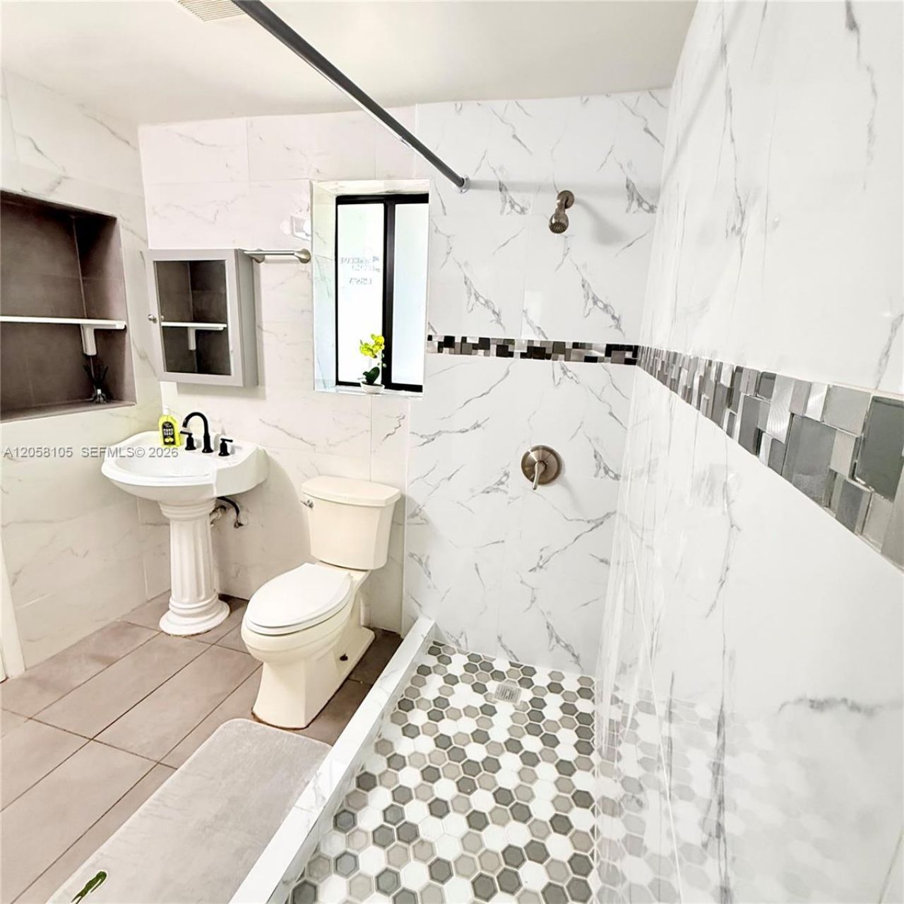 737 NE 127th St, Unit B, North Miami, FL 33161 Photo
