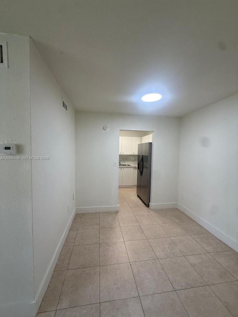 1875 W 56th St , Unit 109, Hialeah, FL 33012 Photo