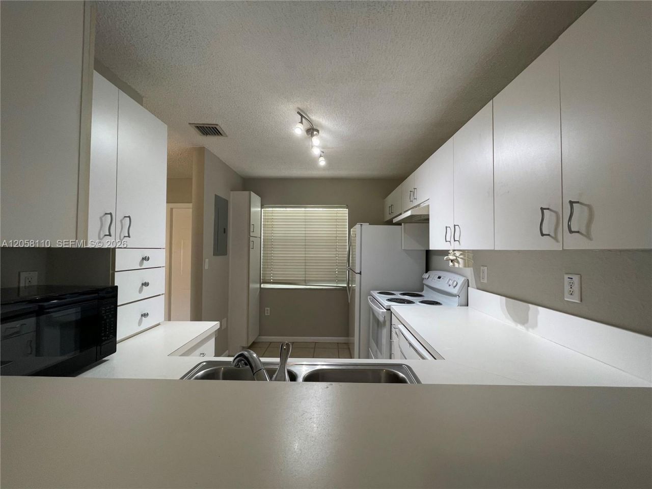 14124 SW 121st Pl, Unit 3-26, Miami, FL 33186 Photo