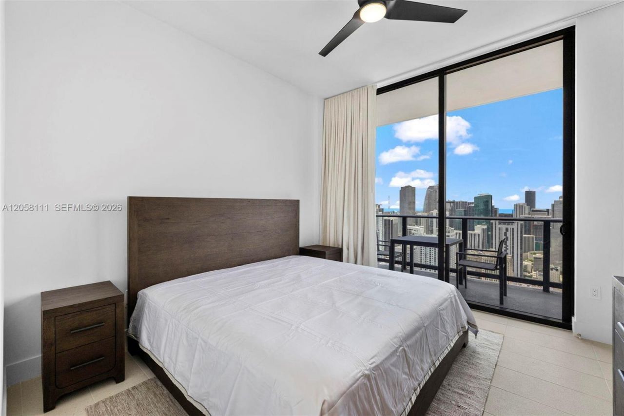 159 NE 6th St , Unit 5008, Miami, FL 33132 Photo