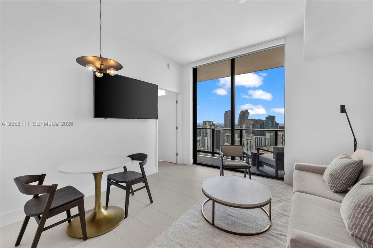 159 NE 6th St , Unit 5008, Miami, FL 33132 Photo