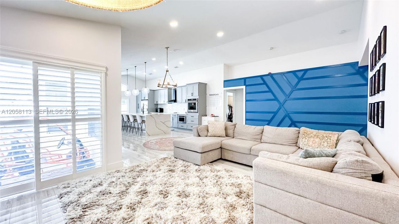 18795 NW 24th Ct , Unit 18795, Pembroke Pines, FL 33029 Photo