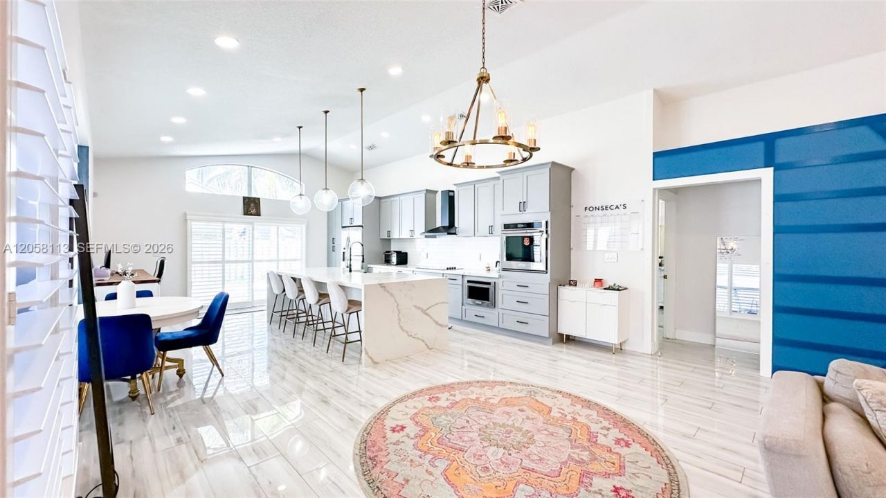 18795 NW 24th Ct , Unit 18795, Pembroke Pines, FL 33029 Photo