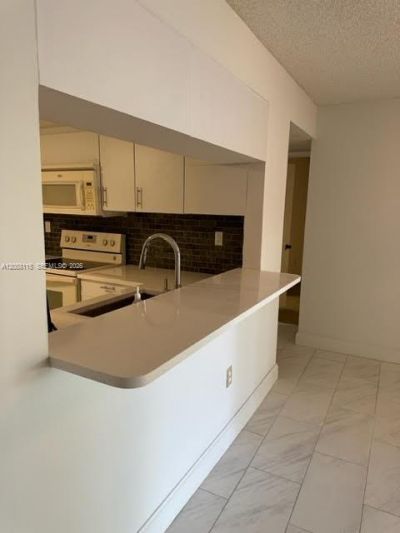 8933 SW 123rd Ct, Unit 207-5, Miami, FL 33186 Photo