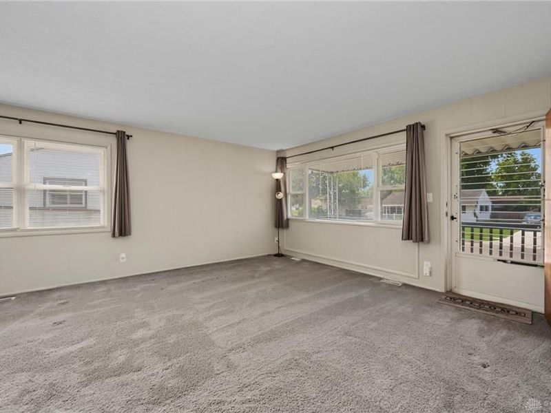 1608 Edendale Road, Dayton, OH 45432 Photo 2
