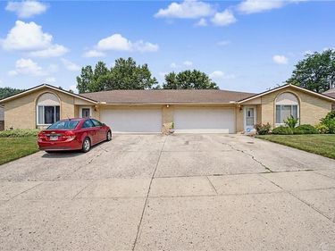 7631-7633 Downing Street, Butler Township, OH 45414