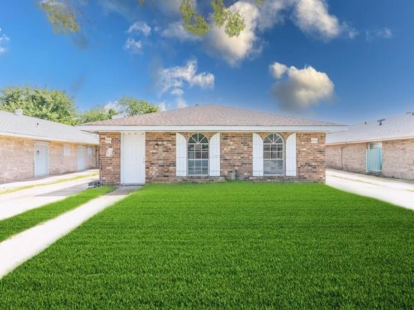 8021 23 ARCADIA Lane , New Orleans, LA 70128