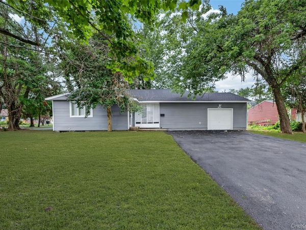 2202 Fire Avenue , Medford, NY 11763