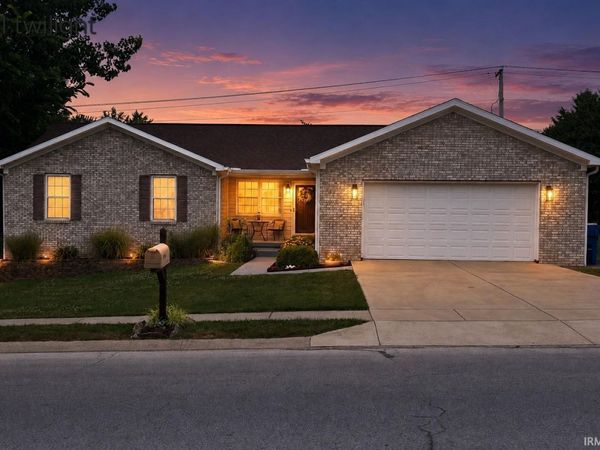 1041 Shadowlawn Avenue, Greencastle, IN 46135