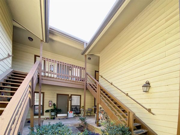 1620 Waterston Ave, Unit 205, Austin, TX 78703