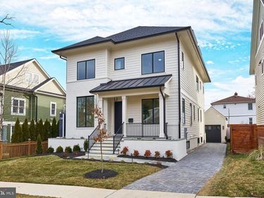 800 N DANVILLE STREET, ARLINGTON, VA 22201
