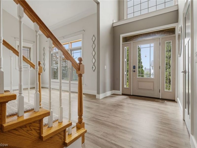 2559 Chadwell Circle NW, North Canton, OH 44720 Photo 10