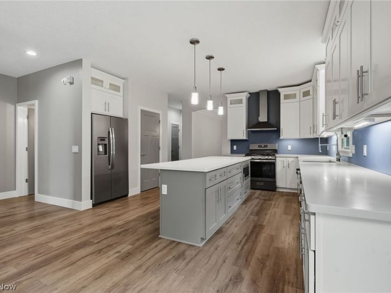 2559 Chadwell Circle NW, North Canton, OH 44720 Photo 23