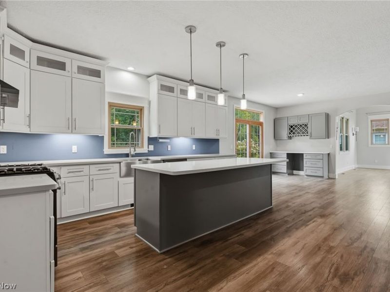2559 Chadwell Circle NW, North Canton, OH 44720 Photo 24