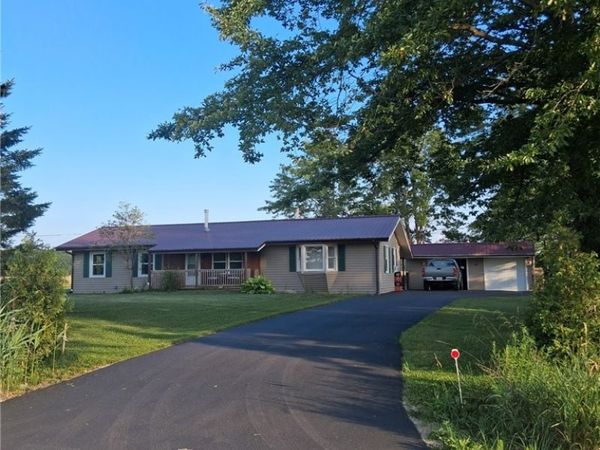 6874 Hammond Corners Road , Pierpont, OH 44082